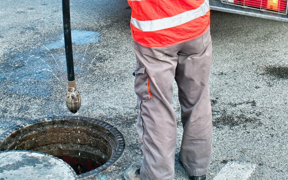 comment déboucher canalisation wc Paris 20