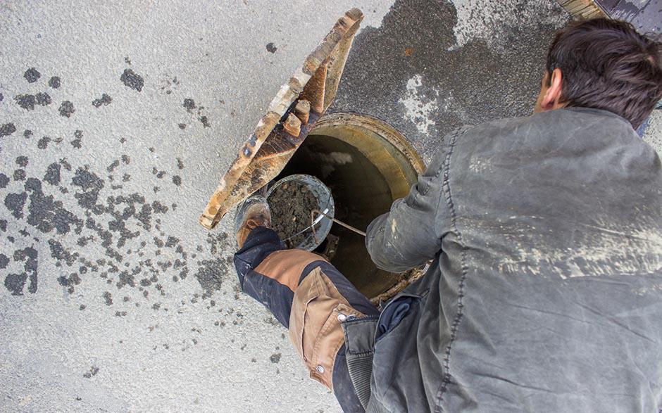 comment déboucher un lavabo Paris 14