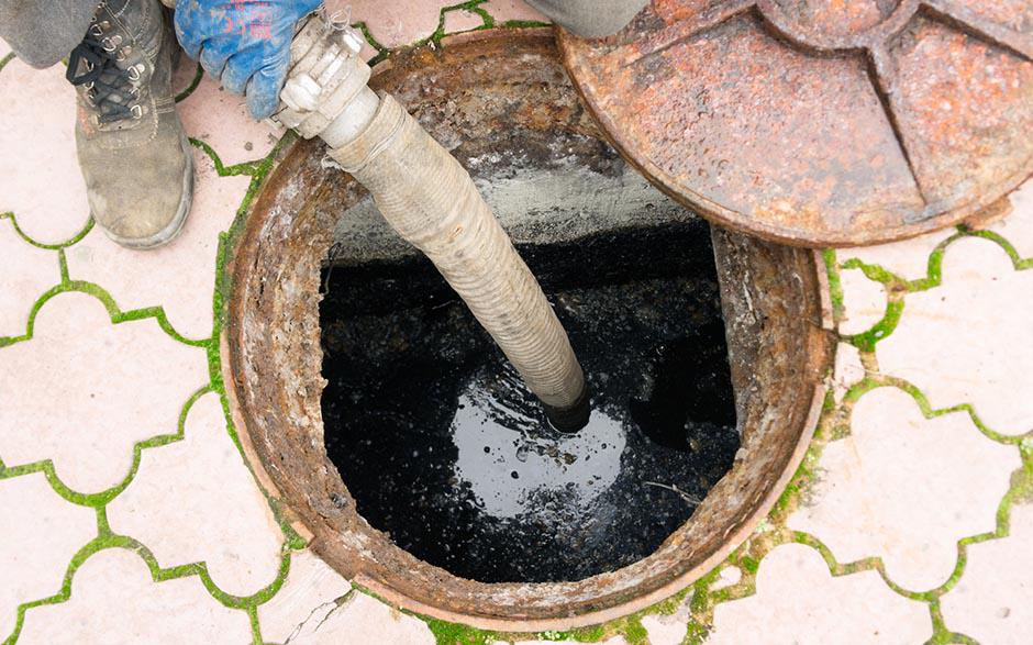 comment déboucher une baignoire Mantes-la-Jolie