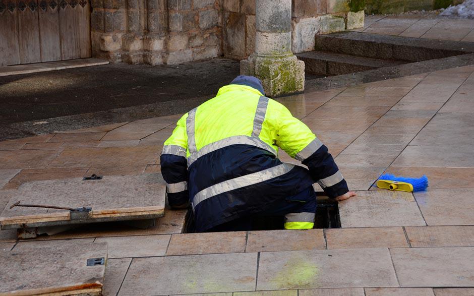 comment déboucher un évier Lisses